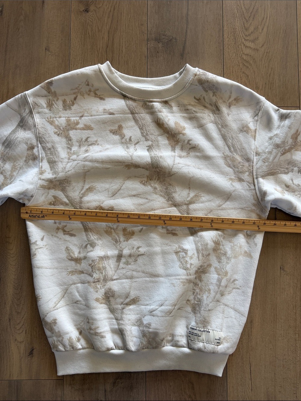 Comfrt Cozy Camo Crew White Oak Crewneck Sweatshirt Size M Unisex Oversized Cozy - Picture 6 of 9
